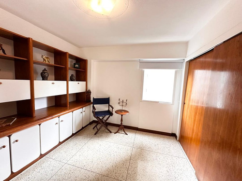 Bello Monte Apartamento Remodelado En Alquiler