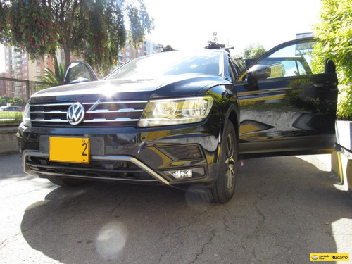 Imagen 9 de 25 de Volkswagen Tiguan 2.0 Trendline Tsi 4motion (7 Puestos)