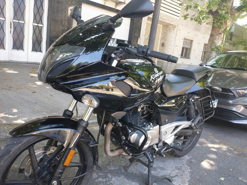 Bajaj Rouser 220f