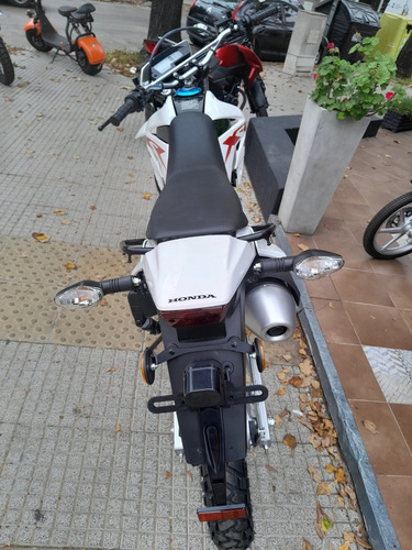 Imagen 7 de 10 de Honda Tornado Xr 250 0km 2023