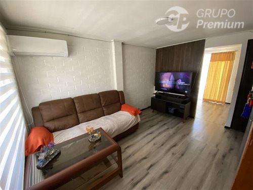 Casa En Venta De 3 Dorm. En Talca