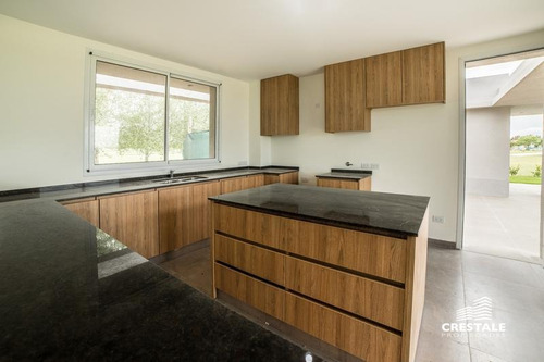 Imagen 7 de 16 de Casa 3 Dormitorios En Venta - Haras De Funes