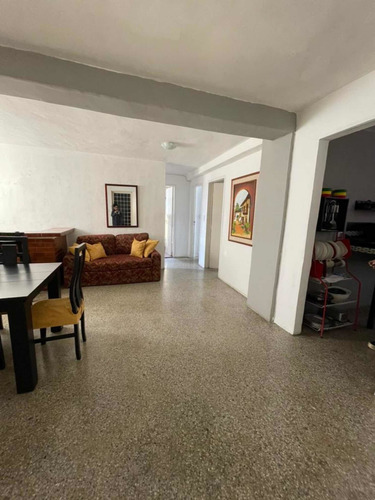 Imagen 1 de 10 de Apartamento En Los Jardines Del Valle . Versalles