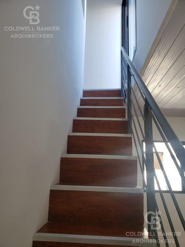 Apartamento De 2 Dormitorios Venta Con Renta En Cordón