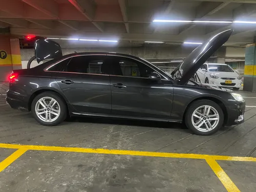 Audi A4 AUDI A4 TFSI MHEV advance TP TURBO