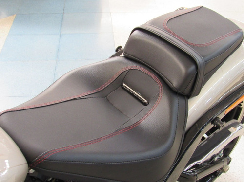 Imagem 14 de 15 de Harley-davidson Softail Breakout 114