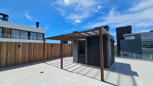 Venta Y Alquiler De Departamento 4 Ambientes Con Dependencia En Duplex En Nordelta