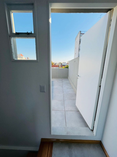 Imagen 14 de 14 de Ph De 3 Ambientes A Estrenar En Duplex 1° Piso Por Escalera