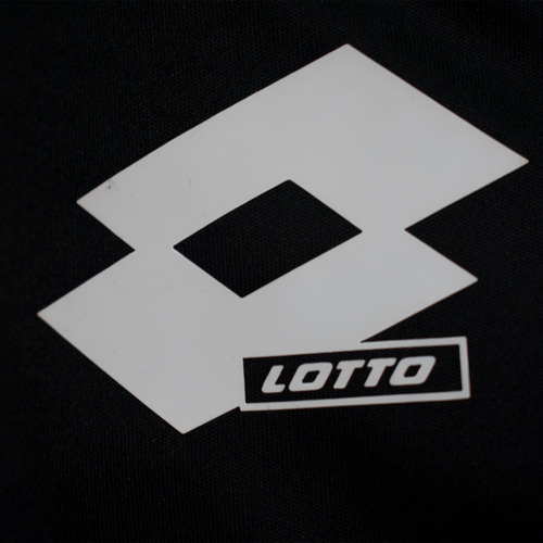 Imagen 3 de 4 de Short Hombre Lotto Lor-komar-short-black