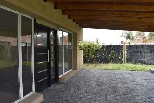 Imagen 8 de 14 de Dueño Vende - Casa A Estrenar