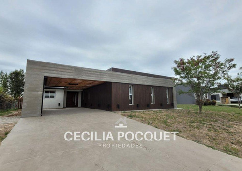 Casa En Venta En Barrio San Lucas Canning San Vicente