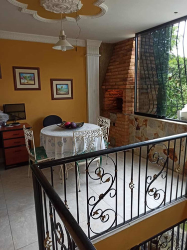 Imagen 7 de 7 de M.c. Se Vende Casa En Santa Teresa. Calle El Alto