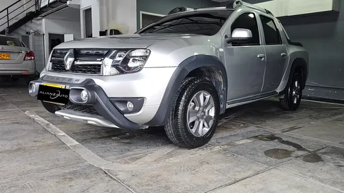 Renault Duster Oroch 2.0 Intens