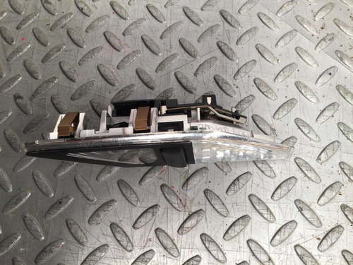 Luz Cortesía Tra Izq Bmw 320 I Aut V6 2.2 98/2007 (Usado)