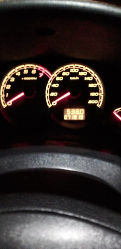 Imagem 3 de 9 de Chevrolet Clássico 2014 1.0