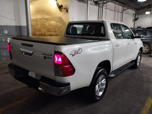 Imagen 4 de 15 de Hilux Ab973ri 2017