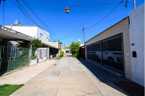 Se Vende Casa En Barrio Mayoraz