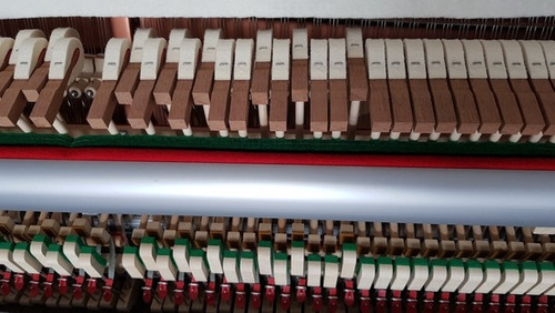 Piano Acústico Schumann R2 120 Mogno Vertical R2-120