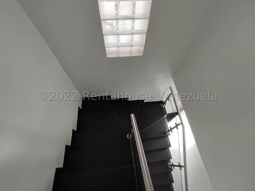 Imagen 9 de 30 de Casas En Venta En Urbanizacion Ciudad Roca Barquisimeto Estado Lara Cod Flex Ref # 22-16905 / 0 4 1 2 1 5 1 8 8 9 3 / Mr