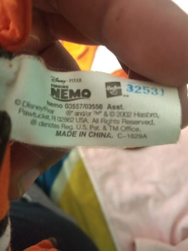 Nemo Salvando A Nemo Disney Store Peluches De 45 Y 20 Cm (Usado)