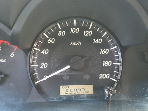 Imagen 8 de 8 de Hilux 4x2 C/d Dx Pack Electrico 2.5