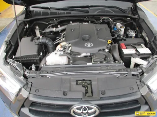 Toyota Hilux 4x4 2.4 At Aa