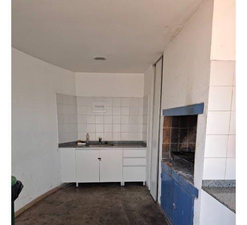 Depto. Venta De 1 Dormitorio Usd 57.000. Barrio Guemes.