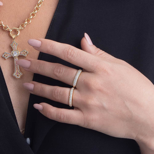 Anel Pavê Em Ouro 18k Com 61 Pontos De Diamante Aro 18