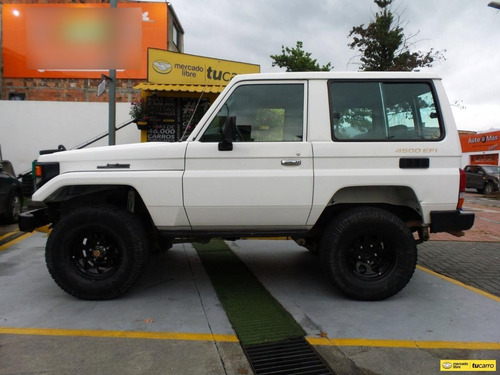 Imagen 4 de 21 de Toyota Land Cruiser Campero