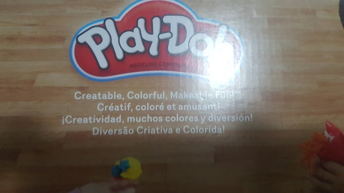 Imagen 7 de 10 de Play - Doh Mesa De Artes Y Creatividad Nueva Imatoys