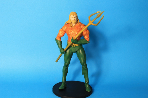 Figura Dc Multiverse Aquaman (endless Winter) (Usado)