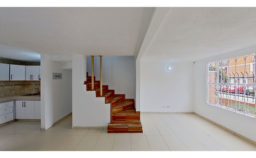 Casa En Venta, Conjunto Nueva Castilla