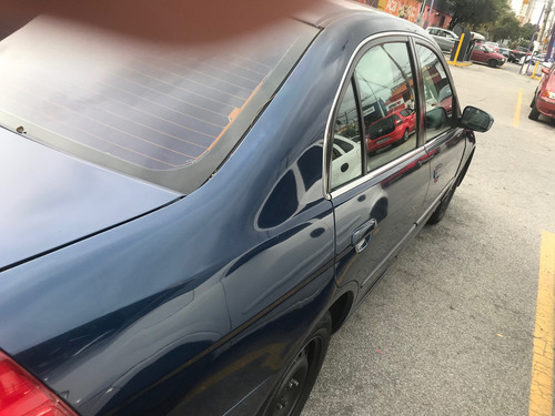 Honda Civic 1.7 Lx 4p