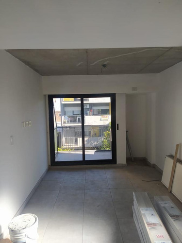 Imagen 12 de 30 de Departamento Duplex 2 Dormitorios Balcón Al Frente Y Terraza Exclusiva - Luis Agote