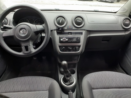 Imagem 10 de 12 de Vw Voyage 1.6 Flex 2014 Completo $ 41900 Financ