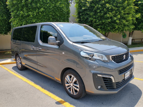 Renta De Autos Y Camionetas Con Chofer Hasta 20 Pasajeros