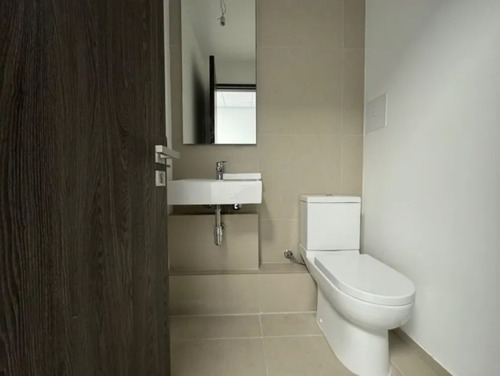 Arriendo! Oficina 32mt2 Planta Libre, 1 Estacionamiento Subt