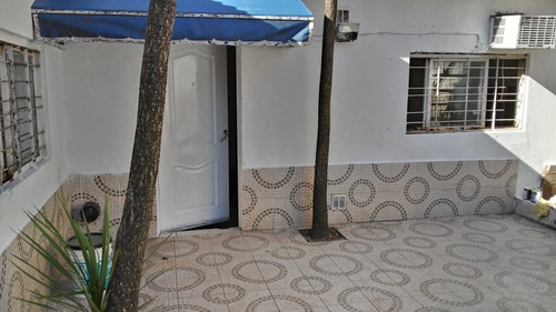 Imagen 5 de 10 de Casa Interna 2 Ambientes Con Patio , 01165260361 Lomas
