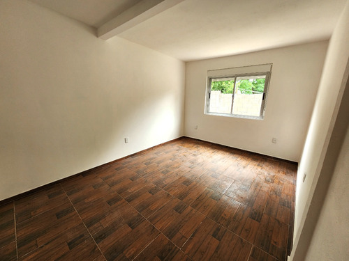 Estrene!! Entrega Inmediata!! A 3 Cuadras Del Mar!! **precio Con Banco: U$s 149.000**