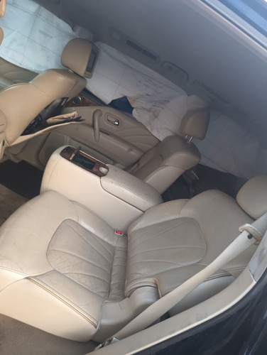 Infiniti QX80 5.6l Perfection 8 Pasajeros At