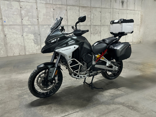 Ducati Multistrada V4 S 1200cc 14,000 Km Año:2022