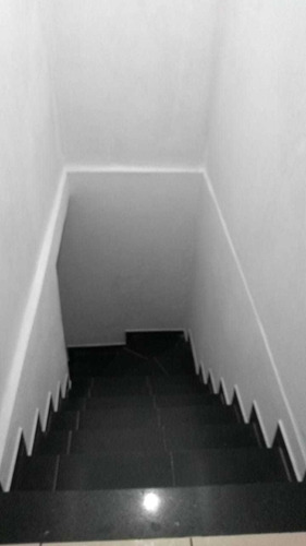 Imagem 4 de 10 de Sobrado 03 Dorms. - Lavras