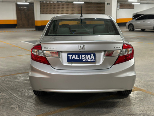 Honda Civic 1.8 Lxs Flex Aut. 4p