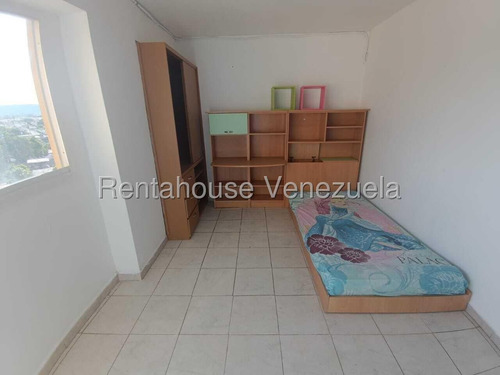 Raiza Suárez Alquila Apartamento En Centro Cabudare Lara