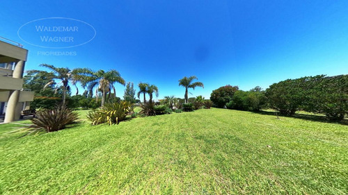 Exclusivo Terreno Parquizado A Laguna Y Río - Isla Santa Mónica