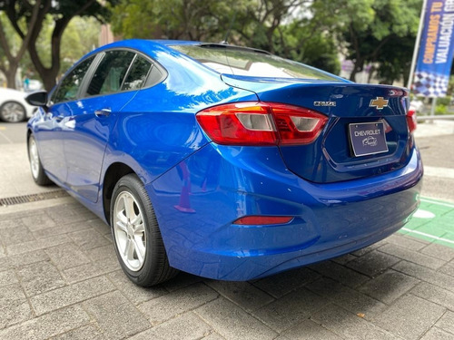 Imagen 3 de 15 de Chevrolet Cruze Ls 1.40turbo Manual 2018 Azul (5444)