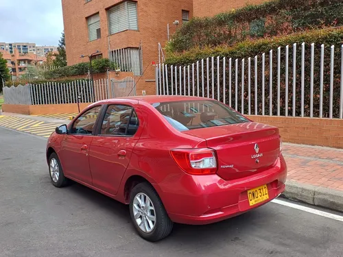 Renault Logan 1.6 Privilege / Intens
