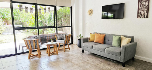 Monoambiente En Martinez Con Jardin!