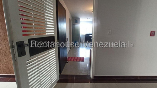 Gisselle Lobo Tiene En Alquiler Espectacular Apartamento En Exclusiva Zona Del Este De Barquisimeto Moderno Y Remodelado Amoblado Con Todos Los Servicios Basicos 2 5 2 0 2 3 0