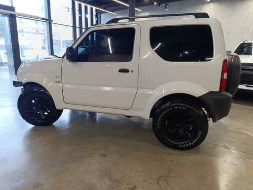 Suzuki Jimny 2017